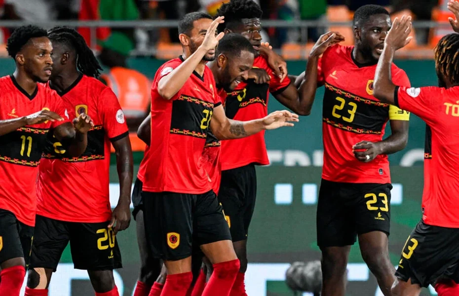 Clubes de Futebol de Angola